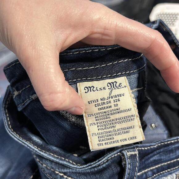 Miss Me Jeans Womens 29x32 Dark Wash Signature Boot Bootcut Embellished Pockets - Picture 3 of 7